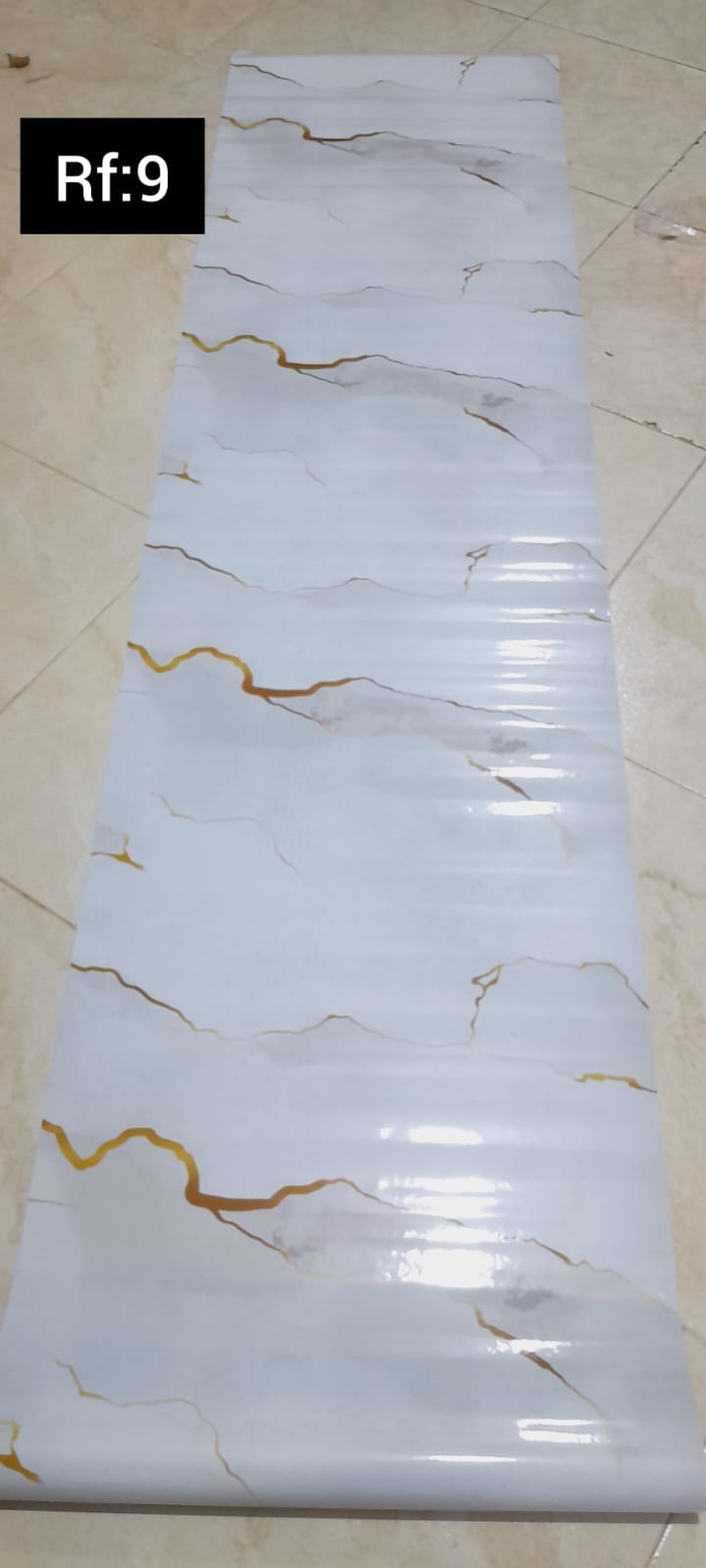 Vinilo adhesivo tipo mármol de 10mtsx60cm